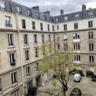 Bureau privé 8 m² 1 poste Location bureau Rue de Miromesnil Paris 75008 - photo 3